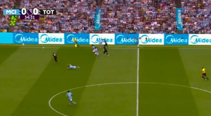 Tottenham khai thác hàng thủ dâng cao của Man City