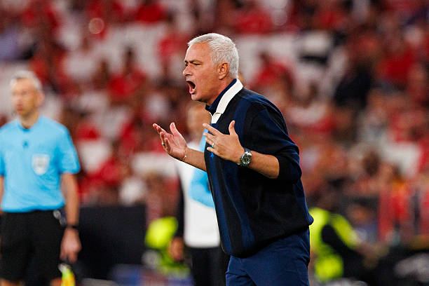 HLV Jose Mourinho bị nghi ngờ mất phong độ