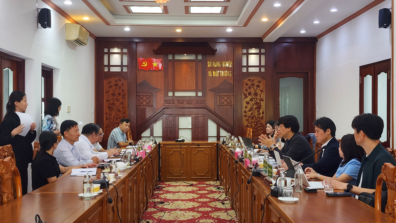 Cuộc họp giữa Sở NN&MT Cần Thơ và Viện Phát triển năng lượng môi trường Gyeonggi