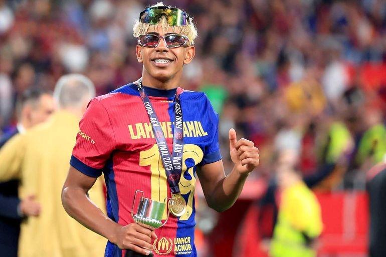 Cầu thủ người Ba Lan cũng dành những lời có cánh cho người đồng đội Yamal. Lewandowski day dứt về danh hiệu Quả bóng Vàng 684486