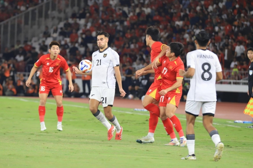 Vua phá lưới Jens Raven: Niềm vui ngắn chẳng tày gang sau thất bại chung kết U23 Đông Nam Á 2025