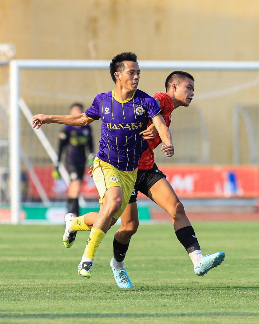 CLB Ninh Bình để thua Hà Nội FC trong trận giao hữu: Bài học quý giá trước thềm V-League 2025/2026