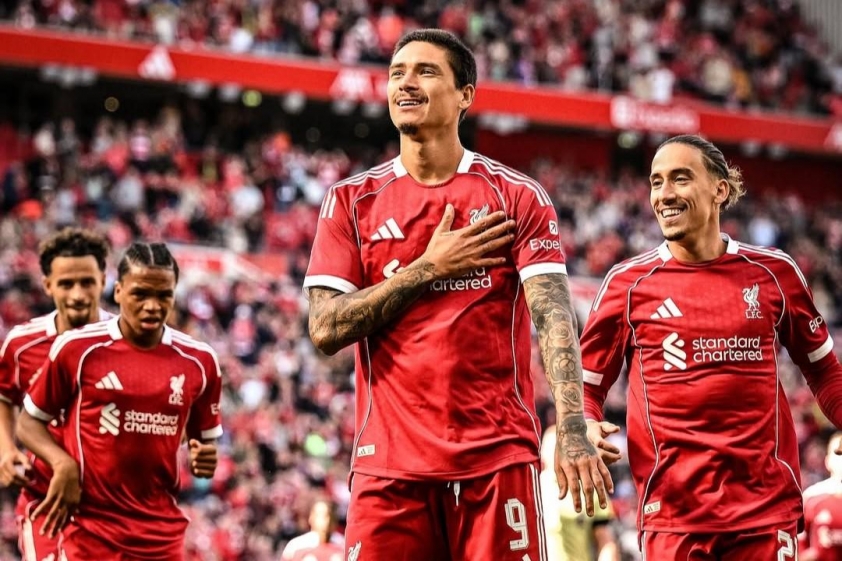 Darwin Núñez tỏa sáng, dẫn dắt Liverpool có màn chạy đà ấn tượng trước mùa giải 2025-2026