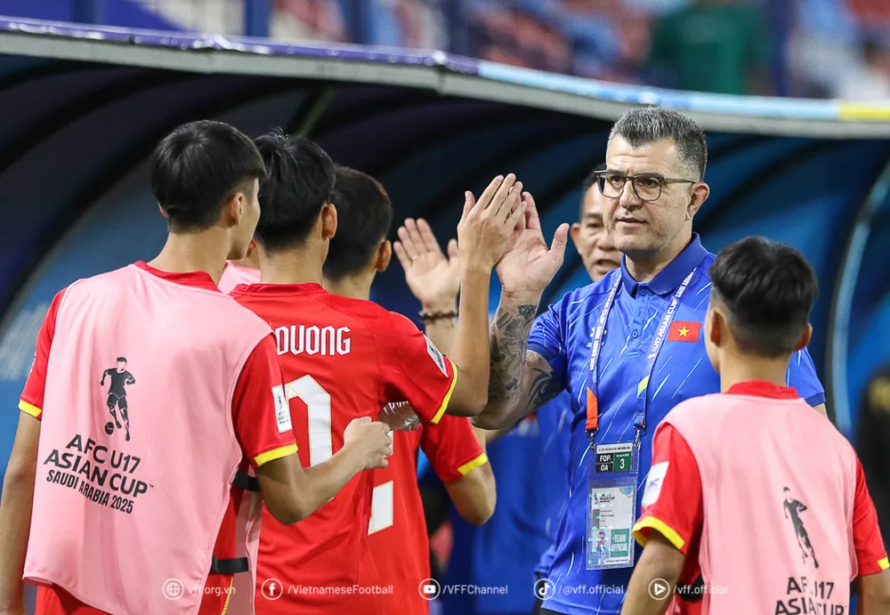 Đội hình U17 Việt Nam hội quân tháng 10