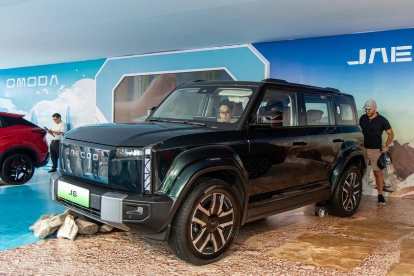 SUV điện off-road Jaecoo J6 lần đầu xuất hiện tại Việt Nam