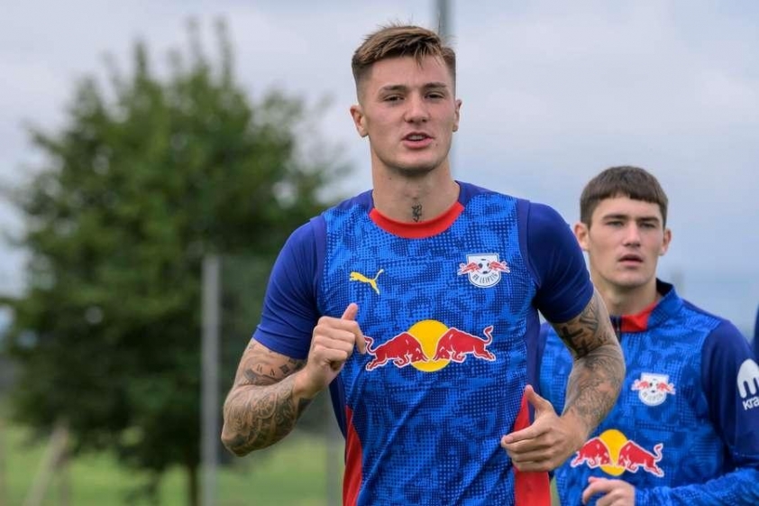 MU nhắm Dusan Vlahovic thay thế Benjamin Sesko