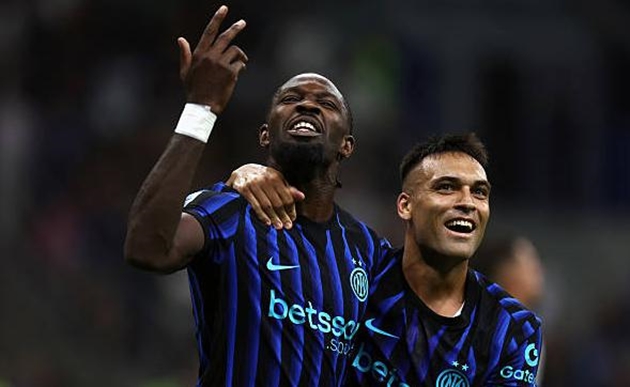 Marcus Thuram và Lautaro Martinez cùng ghi bàn ở trận đấu với Torino.