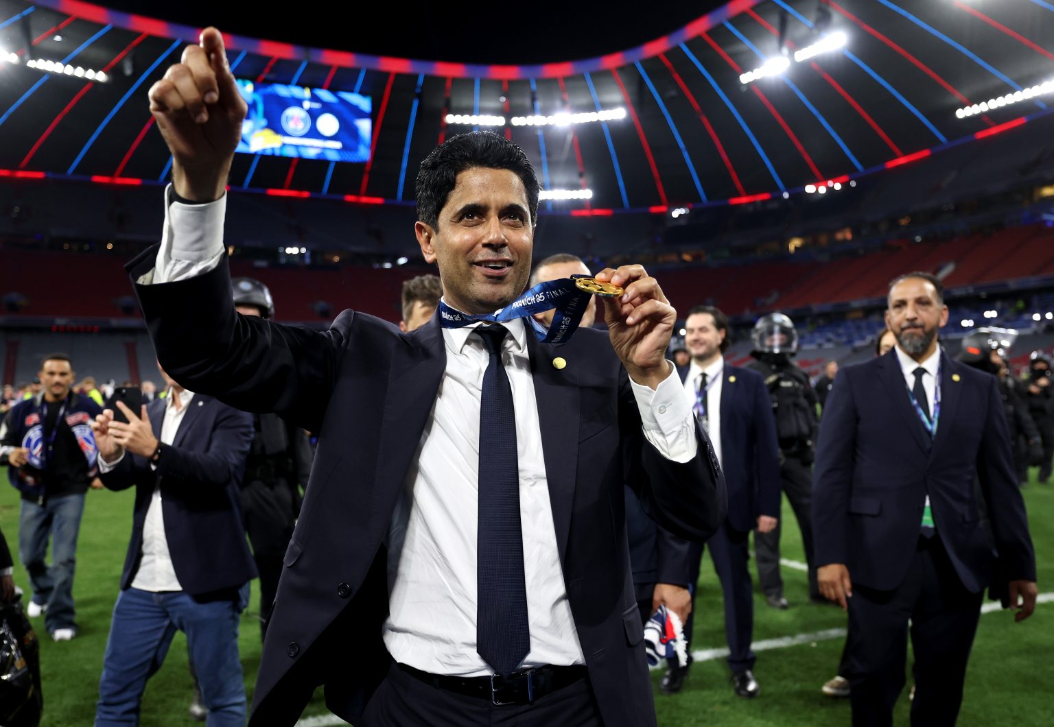 Nasser Al-Khelaifi rất mong chờ cuộc đối đầu với Barcelona