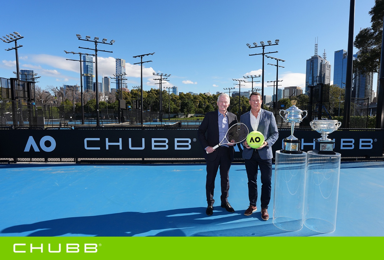 Ông Craig Tiley – Giám đốc Điều hành Tennis Australia và ông Marcos Gunn – Chủ tịch Khu vực Châu Á – Thái Bình Dương của Chubb