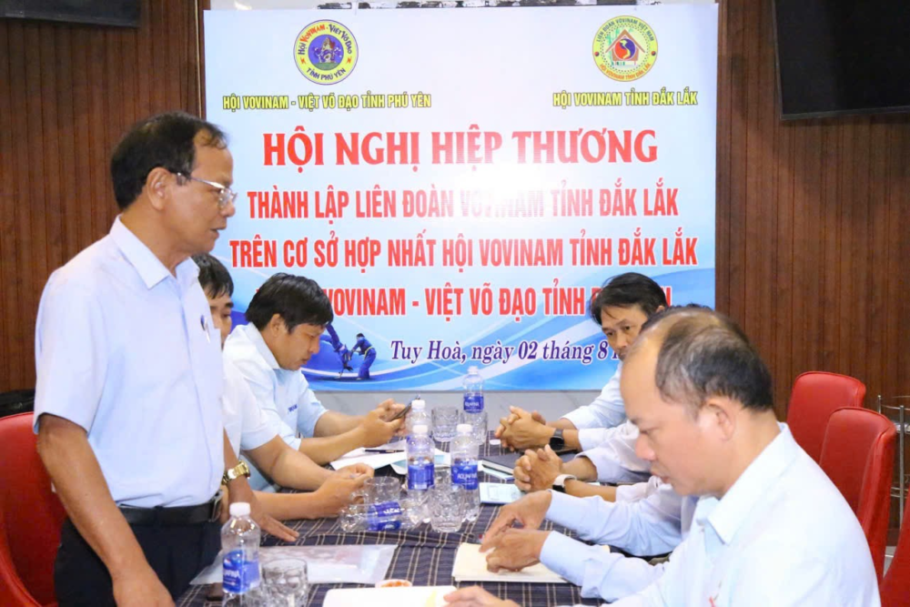 Hình ảnh Võ sư Đàng Năng Hảo phát biểu