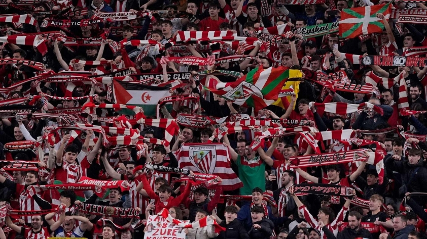 Athletic Club bị phạt vì CĐV xúc phạm Barcelona