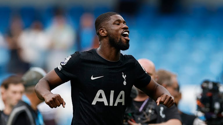 Tottenham thi đấu xuất sắc trước Man City