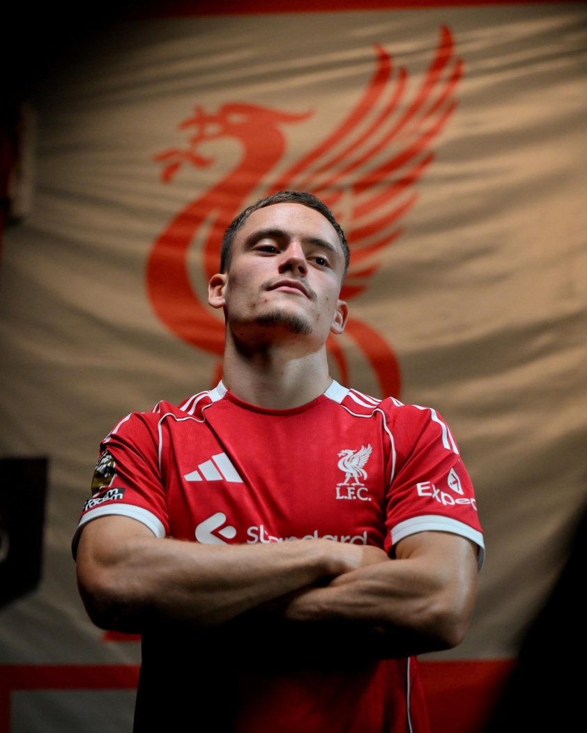 Liverpool chiêu mộ cầu thủ