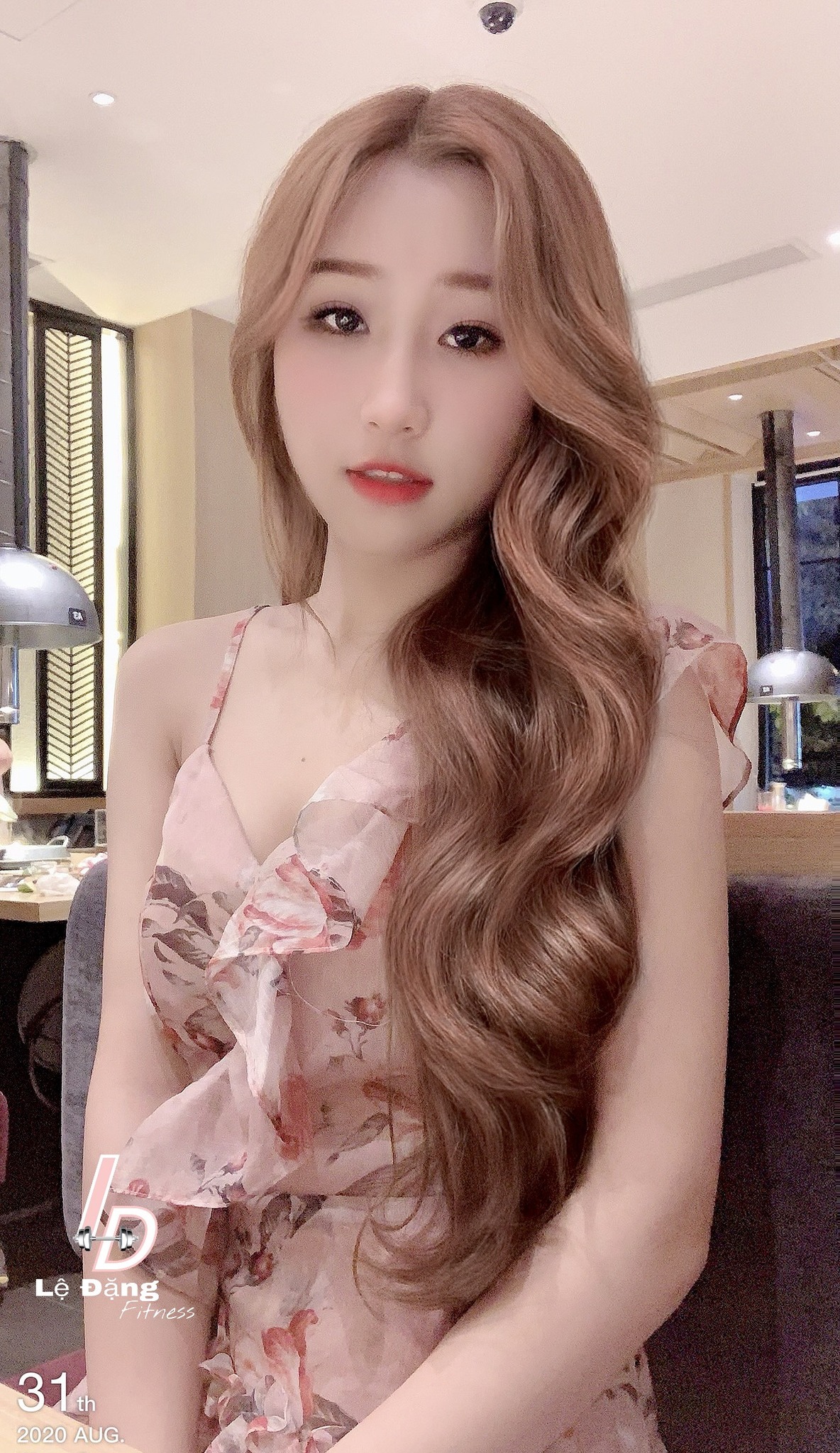 Loạt ảnh đời thường của hot gymer triệu fan gây sốt với vòng 3 chuẩn đẹp hút mắt- Ảnh 5. Hot gymer khoe thân hình săn chắc qua loạt ảnh cá nhân