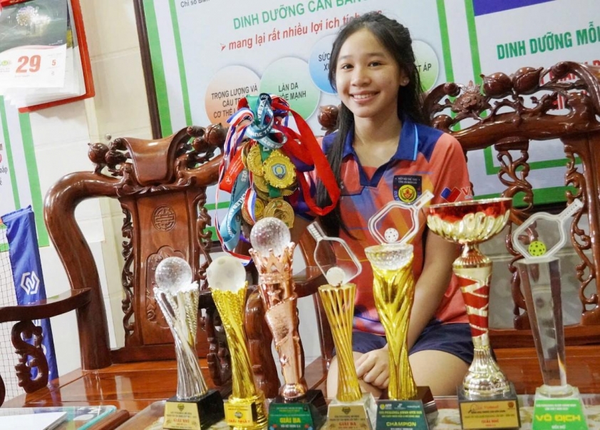 Bảo Châu bên cạnh các huy chương