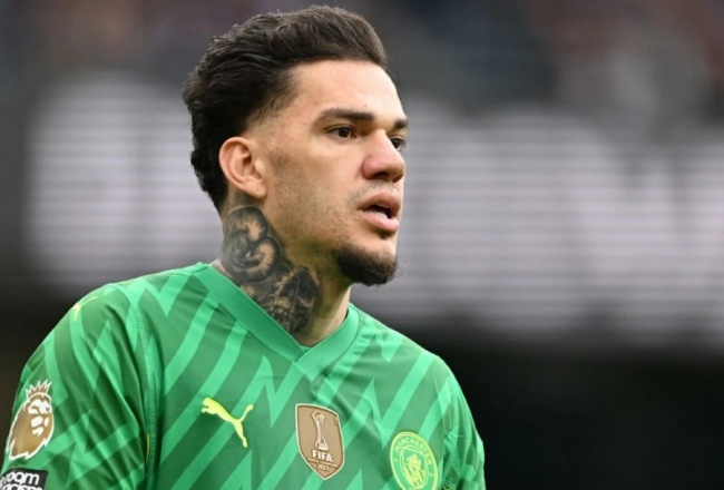 Ederson bị loại khỏi đội tuyển Brazil