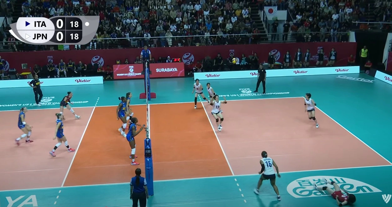 Set 1 diễn ra rất cân bằng