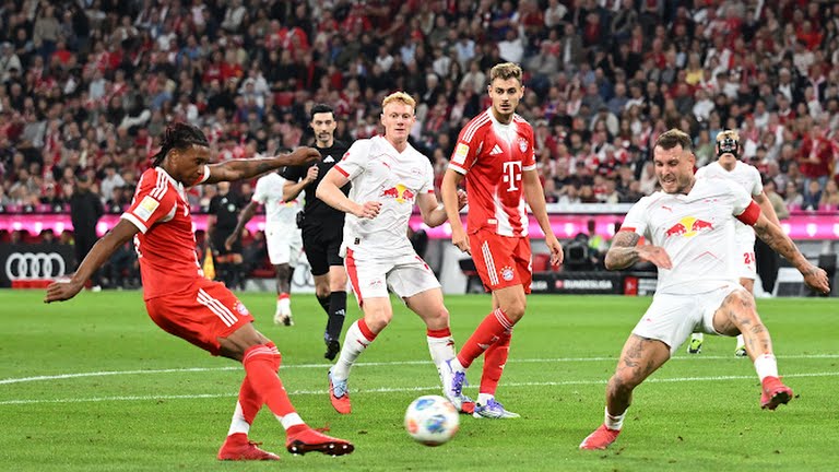 Leipzig chịu cảnh thua đậm trước Bayern