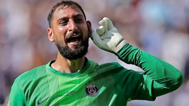 Donnarumma đạt thỏa thuận với Man City.