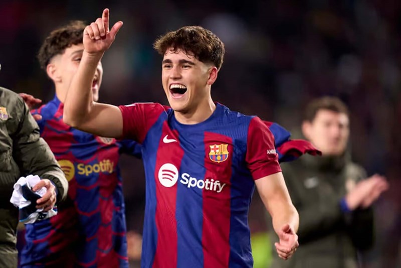 Pau Cubarsi: Tài năng trẻ Barcelona và hành trình trưởng thành toàn diện