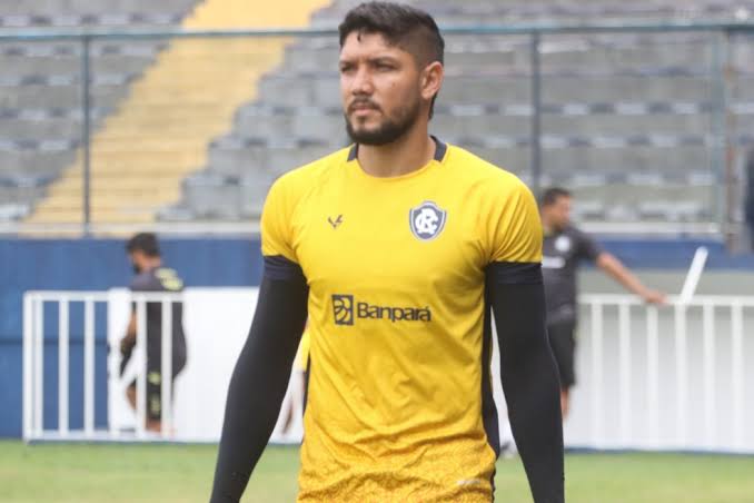Hình ảnh Paulinho Curua thi đấu tại Brazil