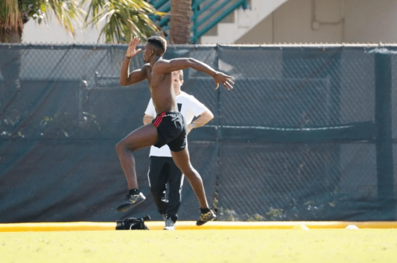 Pogba tập luyện