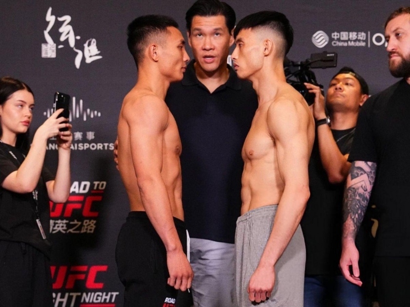 Nghiêm Văn Ý (trái) quyết đấu Lawrence Lui cho tấm vé vào chung kết hạng gà Road to UFC 2025