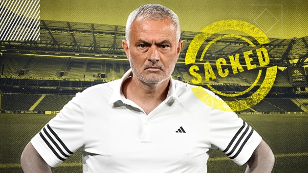 Mourinho liên tiếp hứng chịu thất bại trên băng ghế chỉ đạo. Mourinho liên tiếp hứng chịu thất bại trên băng ghế chỉ đạo.