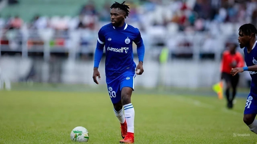 Cựu tuyển thủ quốc gia Nigeria quay lại V.League chơi bóng 682429
