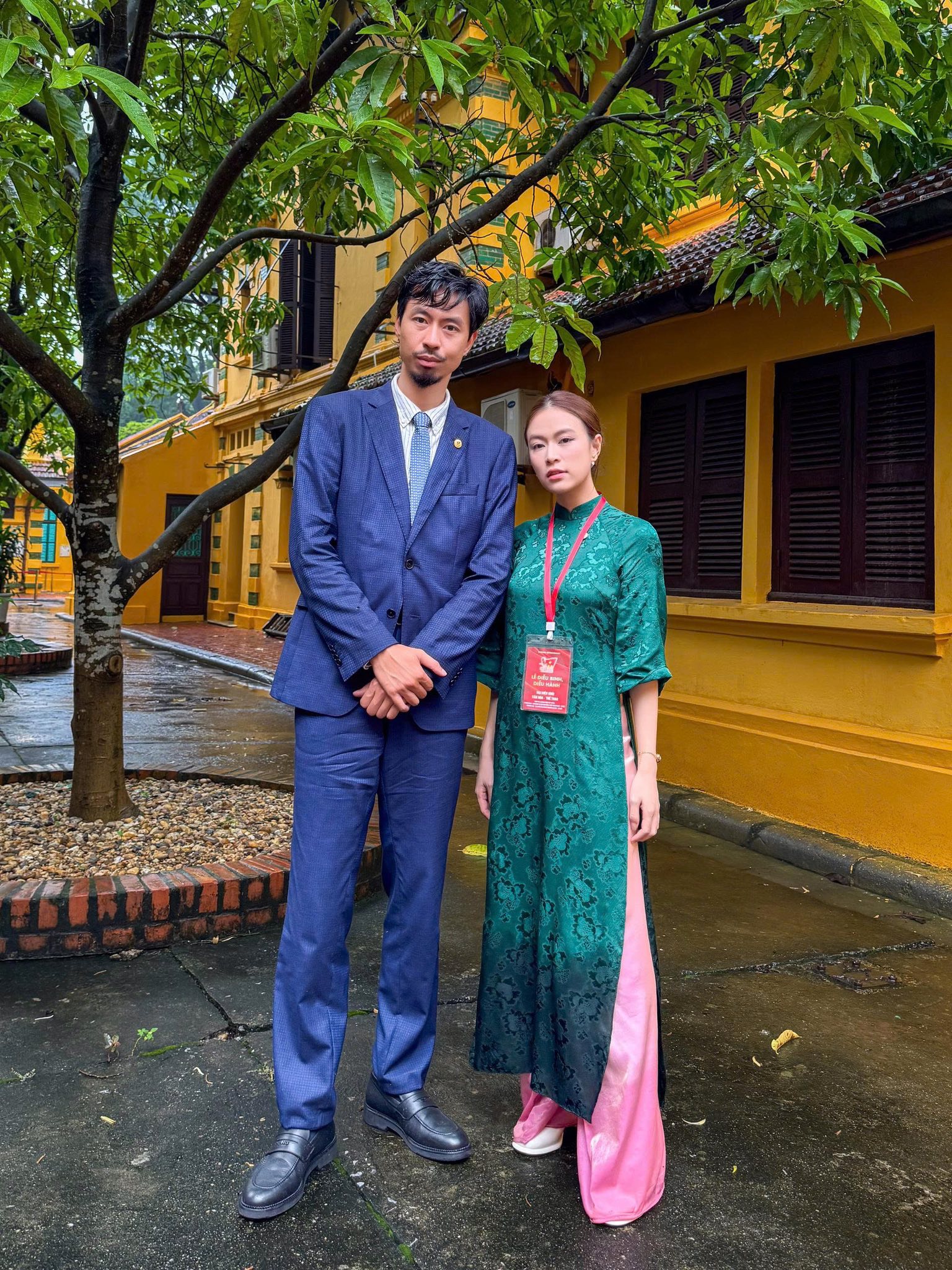 Hoàng Thùy Linh công khai xuất hiện bên Đen Vâu