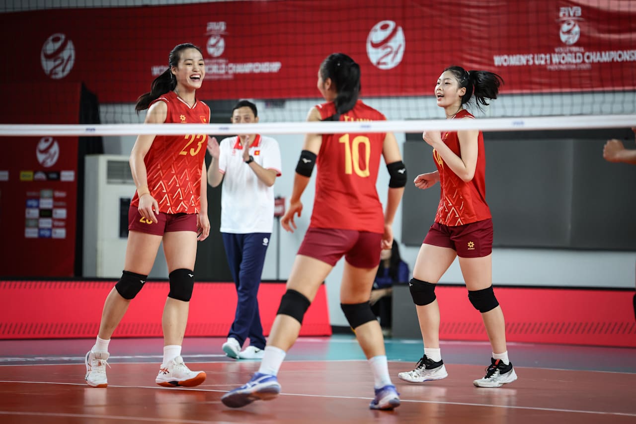 Tuyển Indonesia gây thất vọng sau khi được xử thắng Việt Nam, đứng hạng chót vòng 1/8 giải thế giới - Ảnh 1.