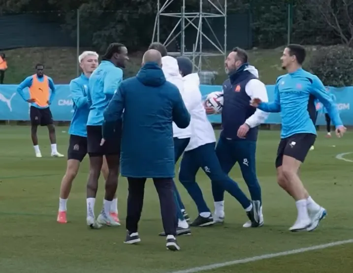 Xung đột giữa HLV De Zerbi và tiền vệ Kone tại Marseille