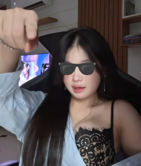 'Bạo tay' kéo áo khoe nội y hờ hững, một gái xinh TikTok nhận phản ứng trái chiều- Ảnh 4.