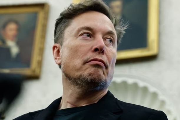 Vụ kiện Elon Musk chống độc quyền AI