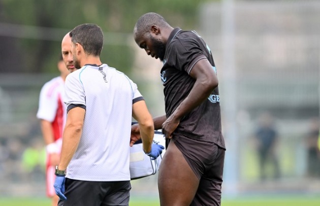 Lukaku chấn thương và nhiều khả năng nghỉ hết năm 2025.