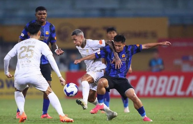 HAGL áo xanh thi đấu