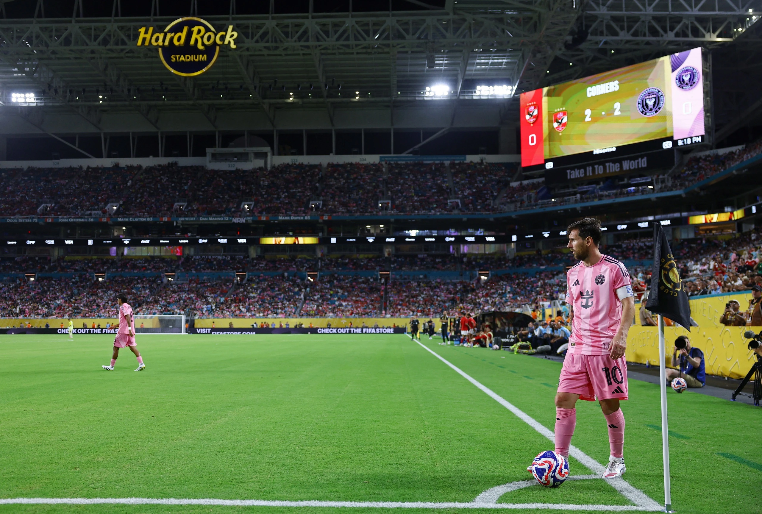 Sức hút của Messi giúp FIFA muốn biến mỗi trận đấu ở World Cup 2026 thành sự kiện Super Bowl đình đám nhất của thể thao Mỹ