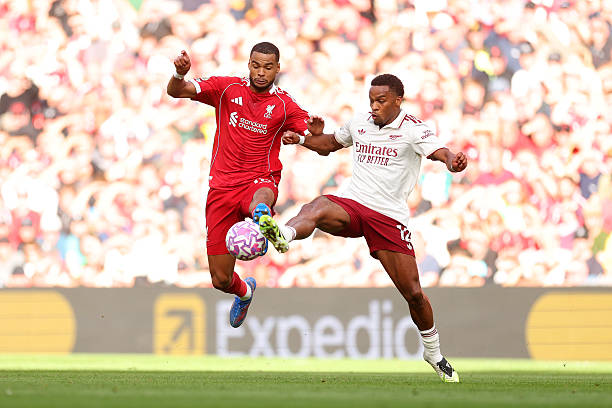 Gakpo tạo ra cơ hội nguy hiểm cho Liverpool