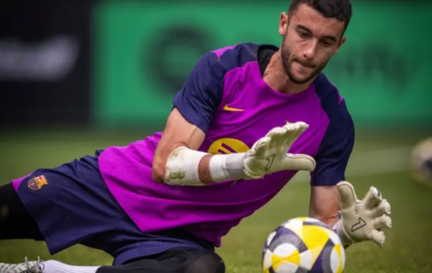 Barca chưa thể đăng ký 7 cầu thủ