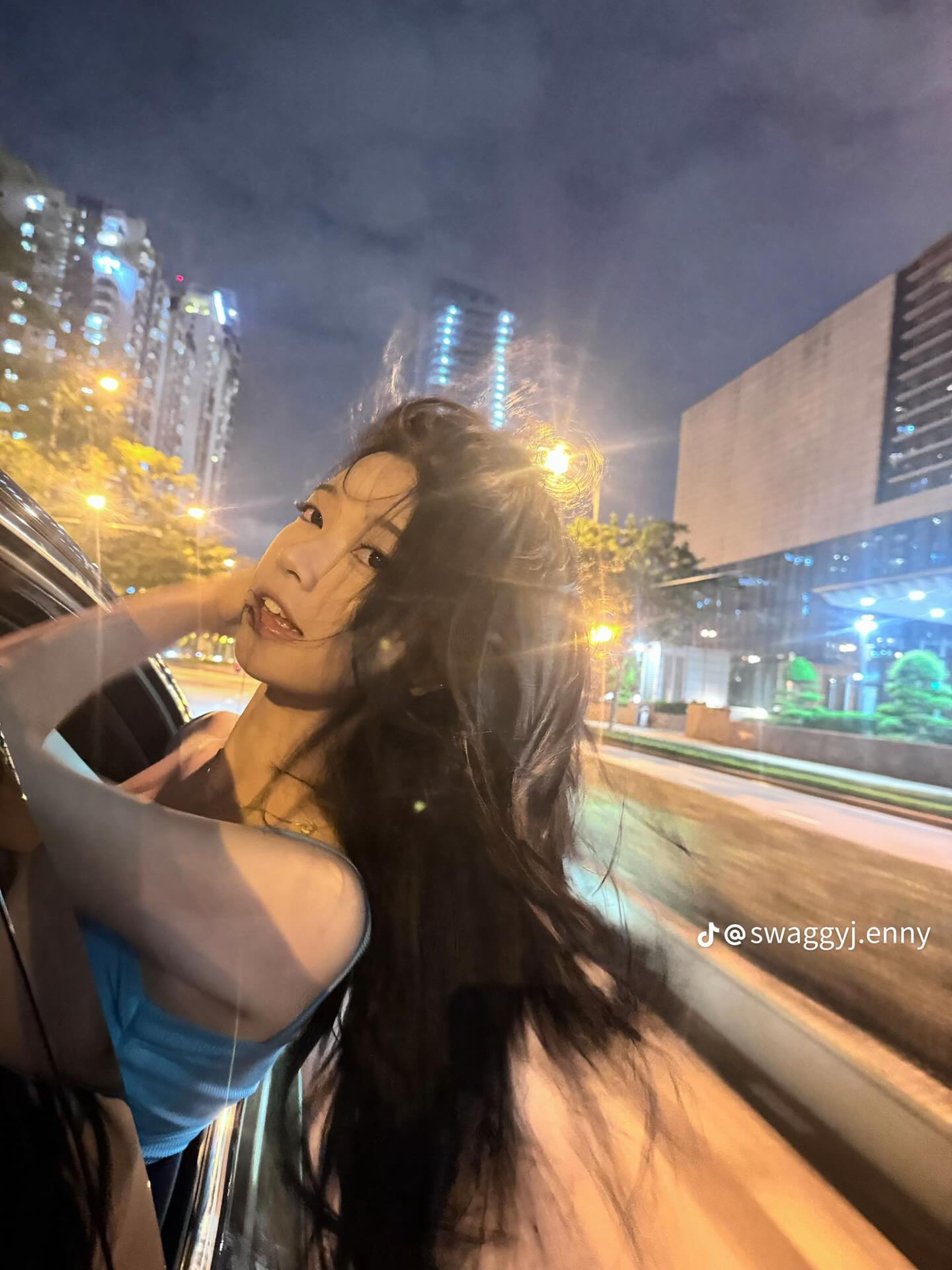 Hành động liều lĩnh của Jenny