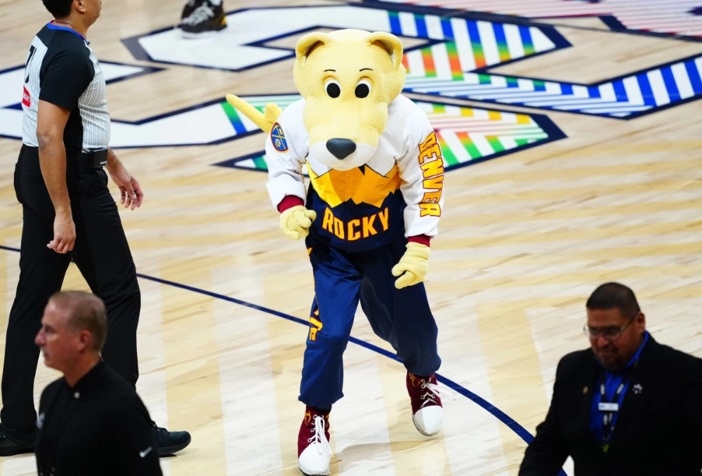 Rocky The Mountain Lion, linh vật Denver Nuggets