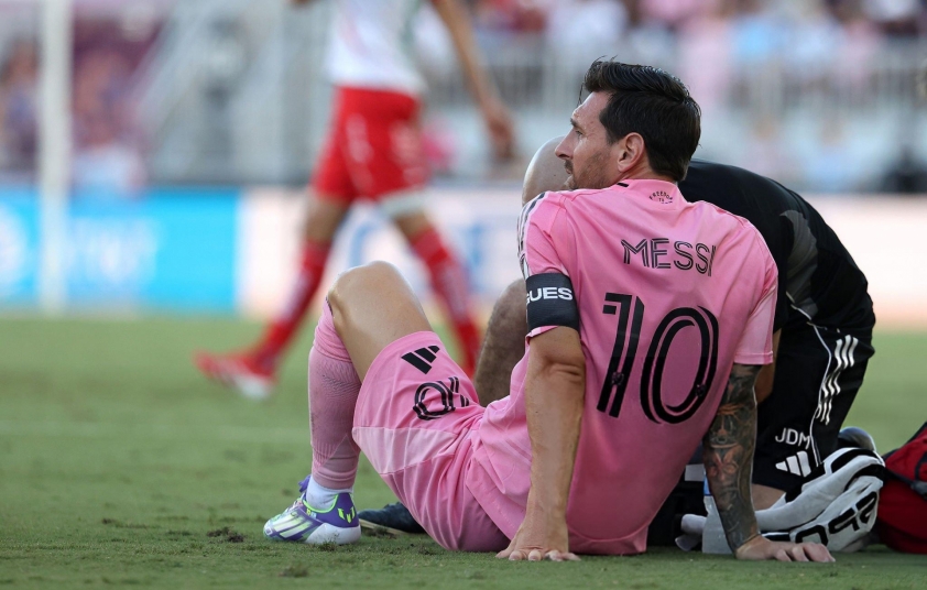 Messi dính chấn thương nhẹ, Inter Miami vẫn thắng kịch tính