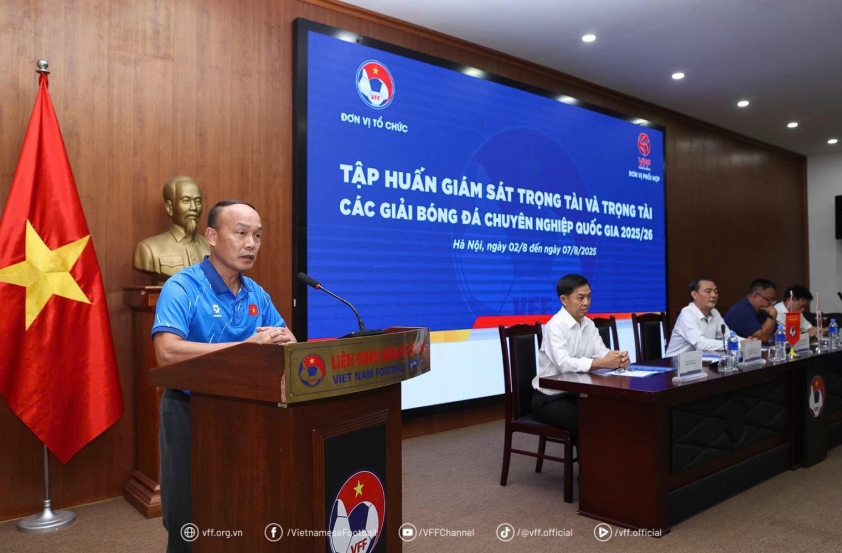 LĐBĐ Việt Nam Tổ Chức Lễ Khai Mạc Chương Trình Tập Huấn Trọng Tài Mùa Giải 2025-2026