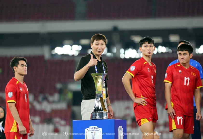 HLV Kim Sang Sik: Chức vô địch U23 Đông Nam Á 2025 - Cú đúp danh hiệu đáng nhớ tại Việt Nam