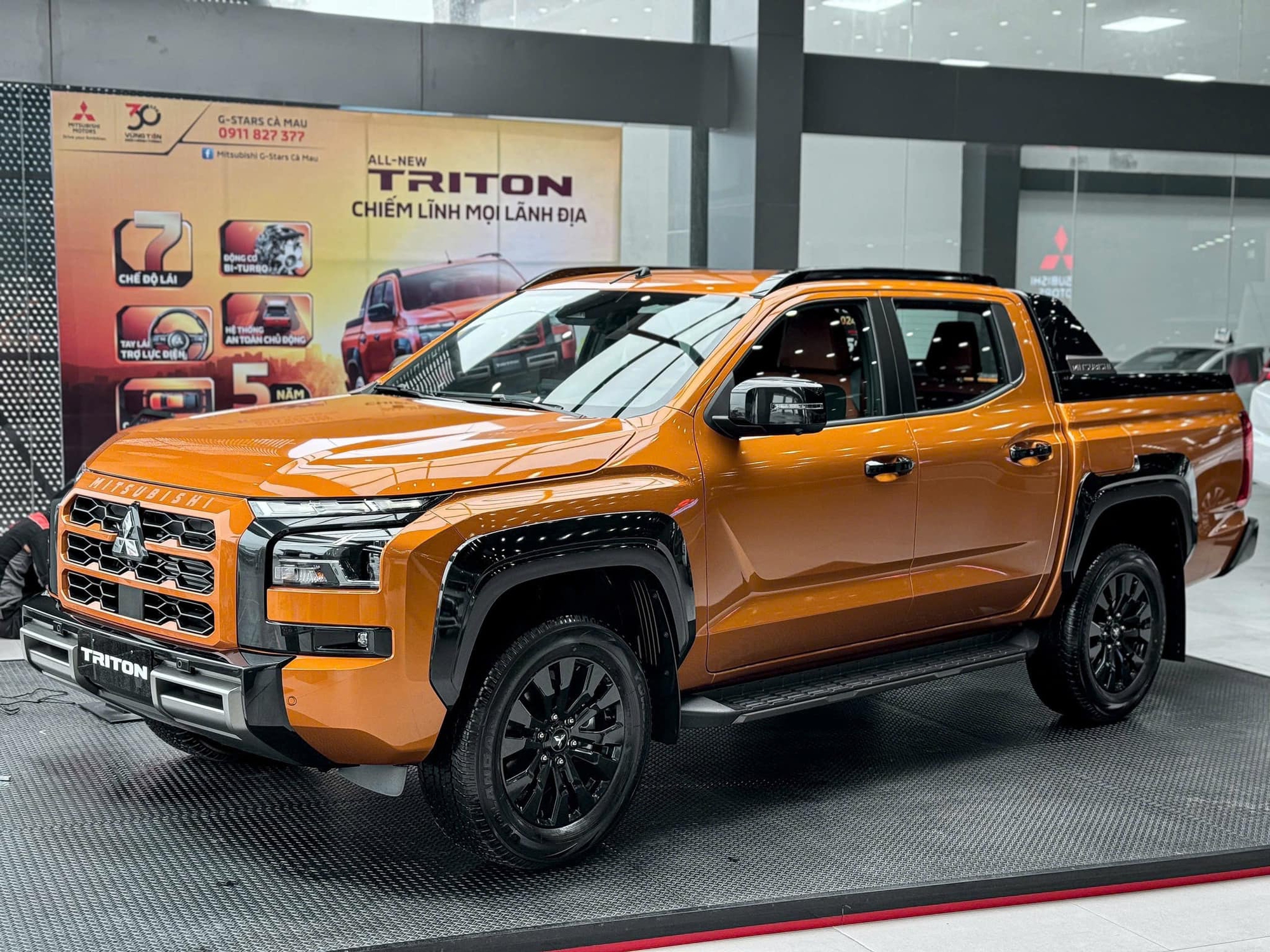 Xe Mitsubishi Xforce và Triton đang được giảm giá mạnh
