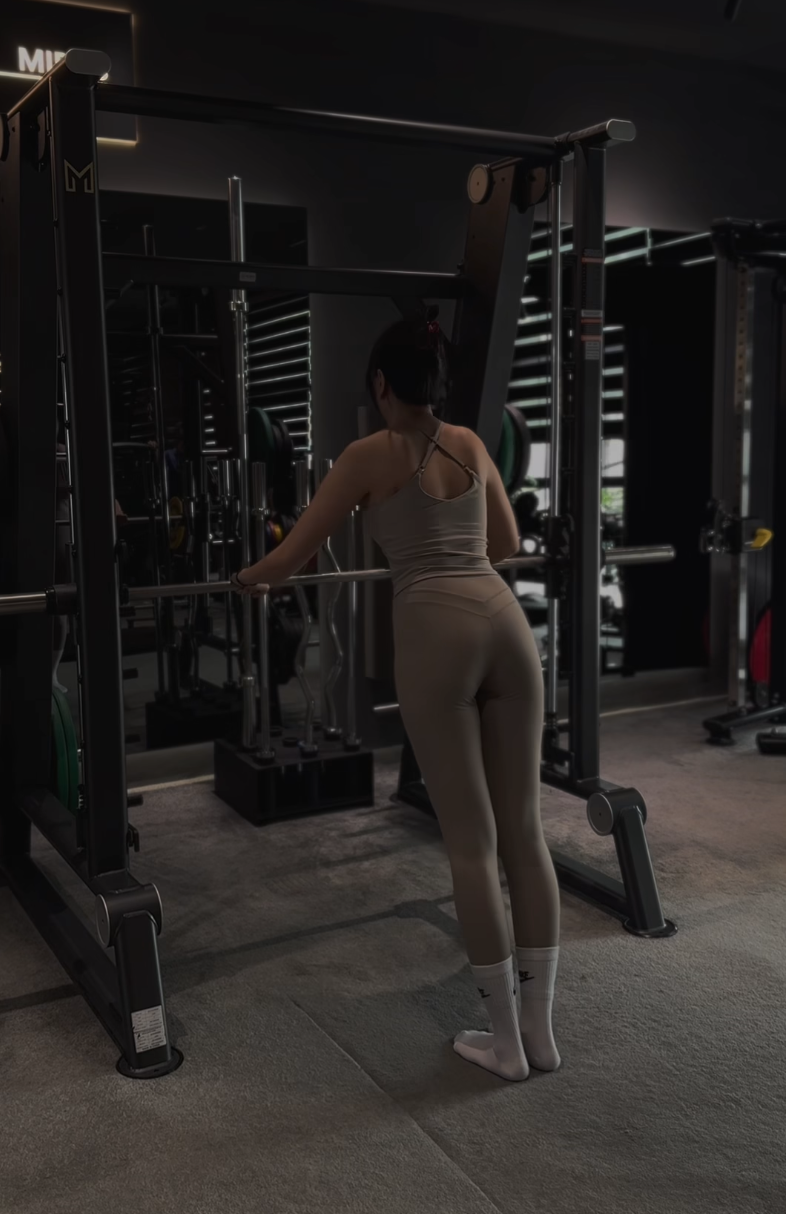 MC Mai Ngọc cực chăm tập môn này lấy lại vóc dáng sau sinh, body căng đét như chưa từng sinh nở!- Ảnh 7.