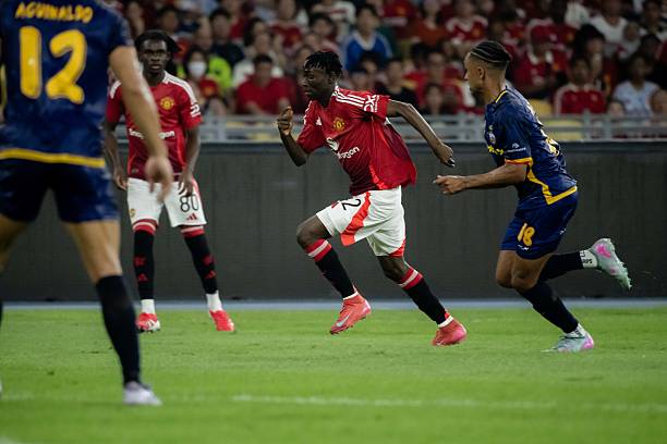 Kone có thể là lời giải bất ngờ cho bài toán tuyến giữa của Man Utd. Kone có thể là lời giải bất ngờ cho bài toán tuyến giữa của Man Utd.