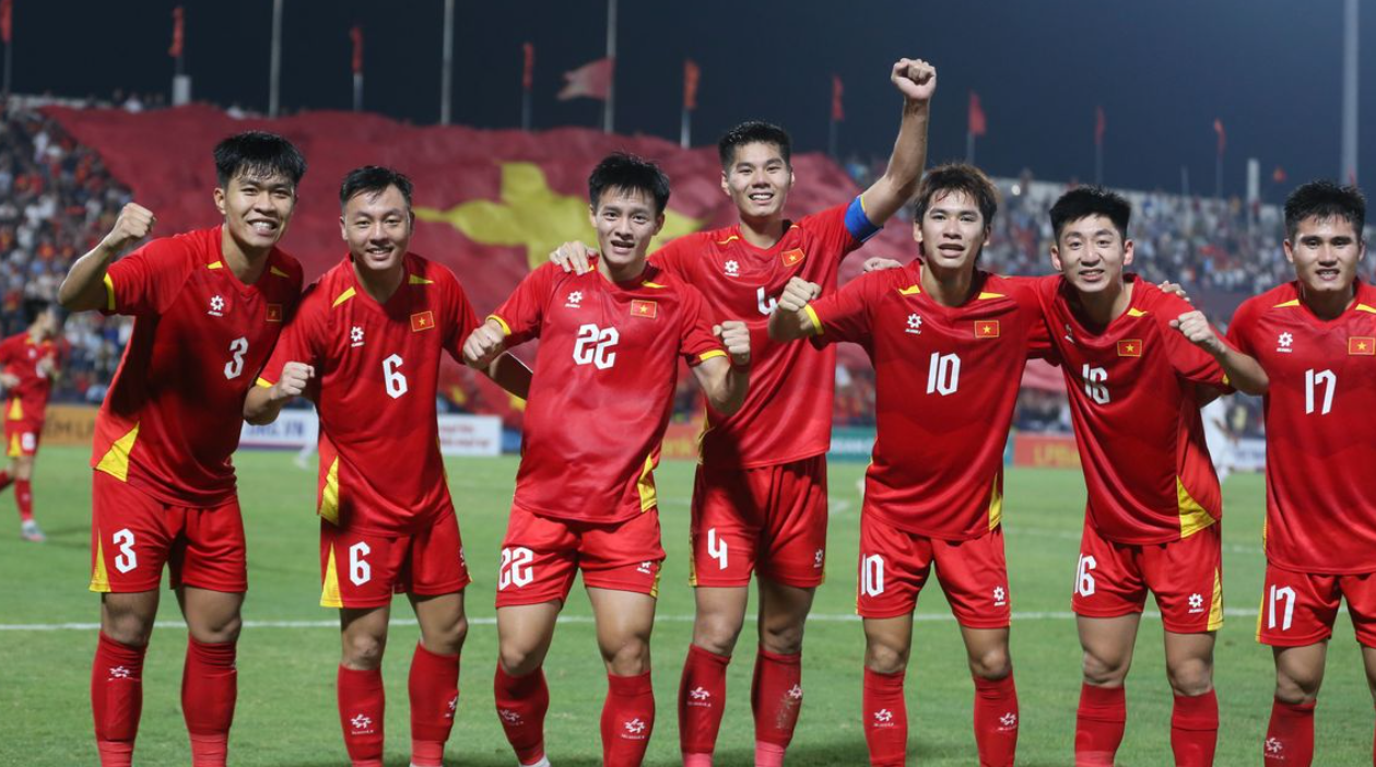U23 Việt Nam đi tiếp với thành tích toàn thắng
