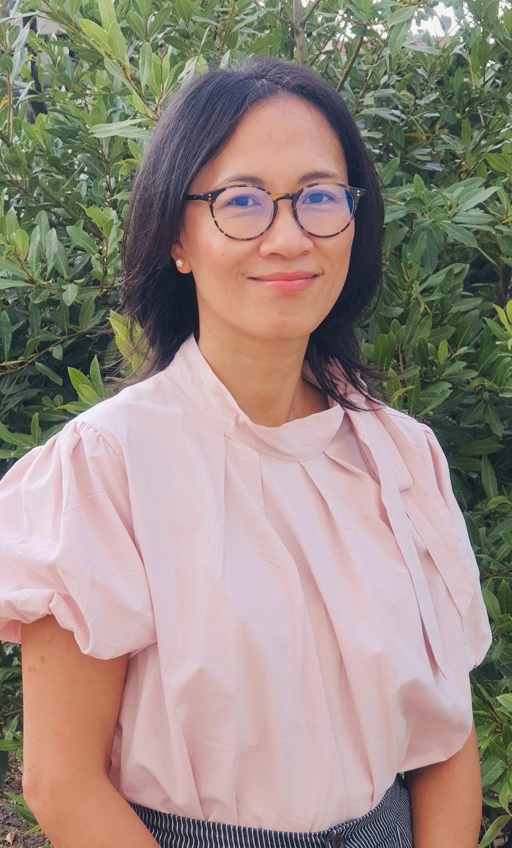 Chân dung GS.TSKH Phạm Thị Kim Cương