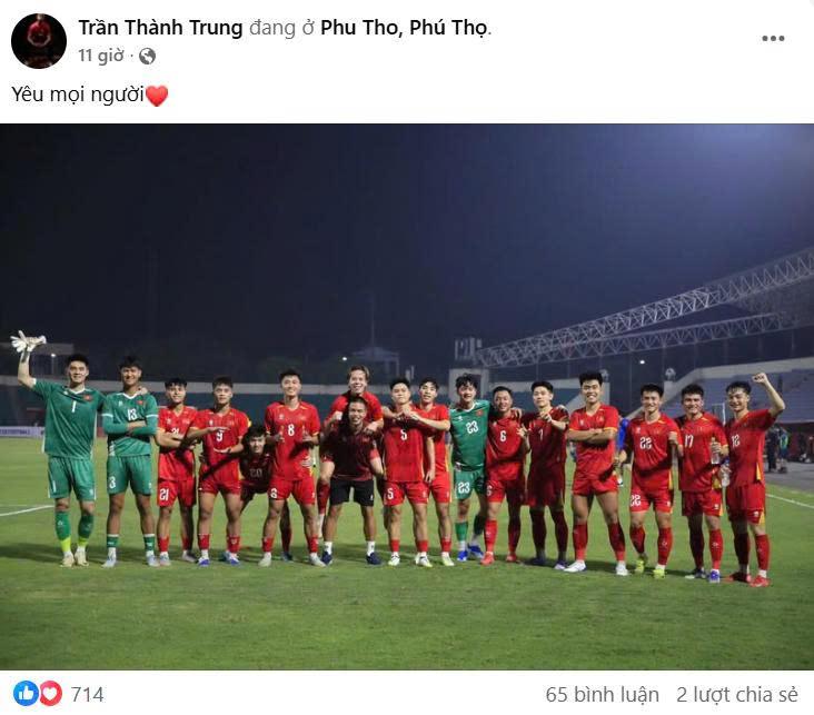 Tiền vệ Việt kiều Trần Thành Trung đăng bài chúc mừng chiến thắng